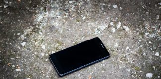 Co się dzieje z eSIM po zgubieniu telefonu?